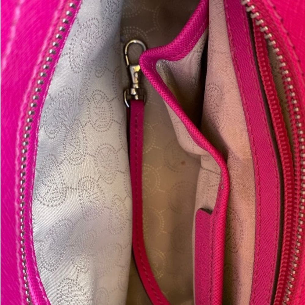 Michael Kors Purse - Picture 3 of 6